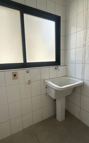Apartamento à venda com 164m², 3 quartos e 2 vagasÁrea de Serviço