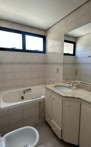 Apartamento à venda com 164m², 3 quartos e 2 vagasBanheiro da Suíte