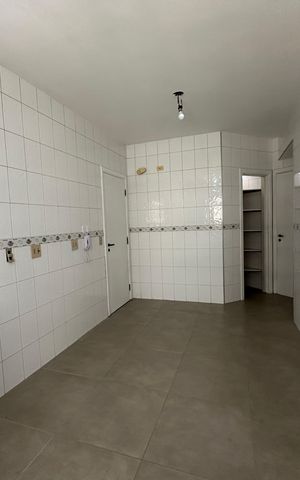 Apartamento à venda com 164m², 3 quartos e 2 vagasCozinha