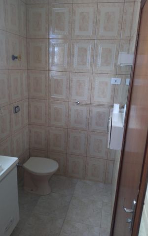 Casa à venda com 292m², 2 quartos e 2 vagas