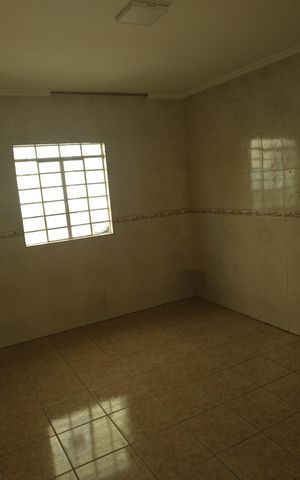 Casa à venda com 292m², 2 quartos e 2 vagas