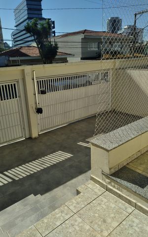 Casa à venda com 292m², 2 quartos e 2 vagas