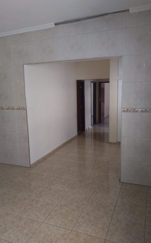 Casa à venda com 292m², 2 quartos e 2 vagas