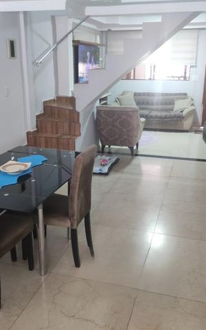 Casa à venda com 180m², 2 quartos e 1 vaga