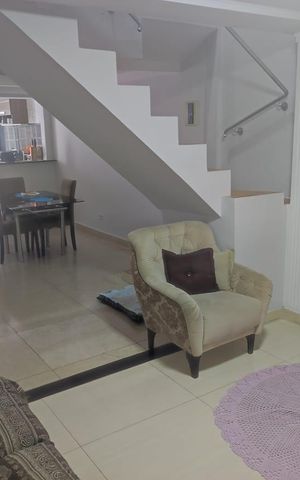 Casa à venda com 180m², 2 quartos e 1 vaga