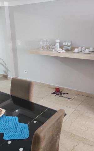 Casa à venda com 180m², 2 quartos e 1 vaga