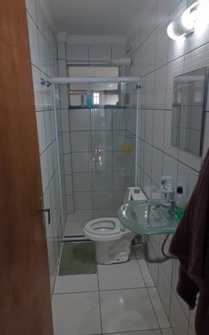 Casa à venda com 180m², 2 quartos e 1 vaga