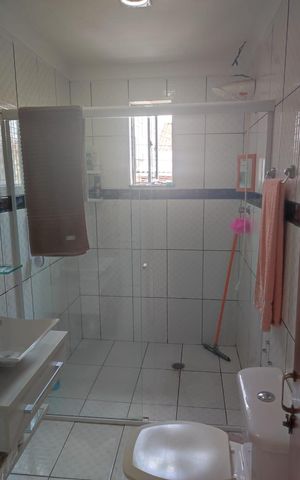 Casa à venda com 180m², 2 quartos e 1 vaga