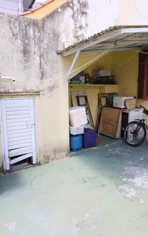 Casa à venda com 350m², 5 quartos e 3 vagasQuintal