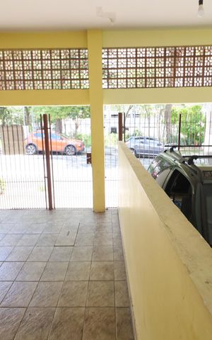 Casa à venda com 350m², 5 quartos e 3 vagasGaragem