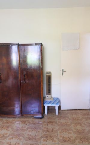 Casa à venda com 350m², 5 quartos e 3 vagasQuarto 2