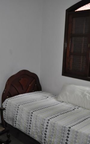 Casa à venda com 326m², 6 quartos e 3 vagasQuarto 2
