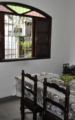 Casa à venda com 326m², 6 quartos e 3 vagasSala