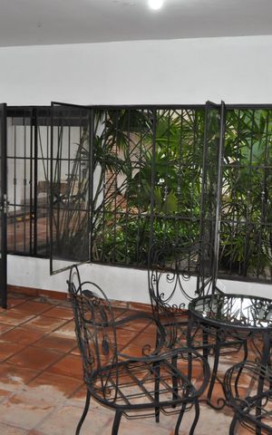 Casa à venda com 326m², 6 quartos e 3 vagasÁrea comum