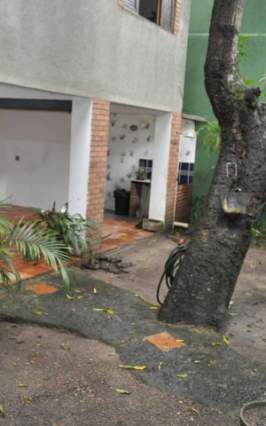 Casa à venda com 326m², 6 quartos e 3 vagasÁrea comum