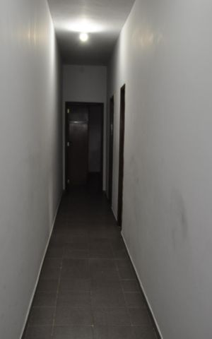 Casa à venda com 326m², 6 quartos e 3 vagasCorredor