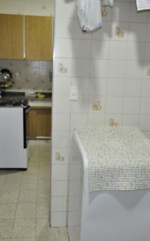 Casa à venda com 326m², 6 quartos e 3 vagasÁrea de Serviço