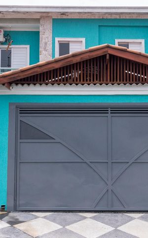 Casa para alugar com 100m², 3 quartos e 3 vagasFachada