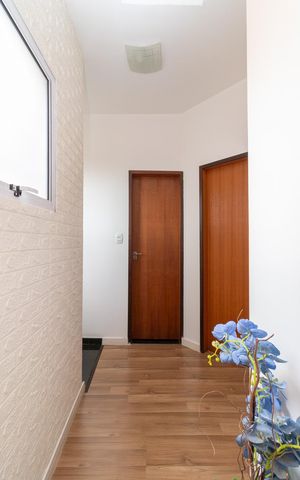 Casa para alugar com 100m², 3 quartos e 3 vagasCorredor