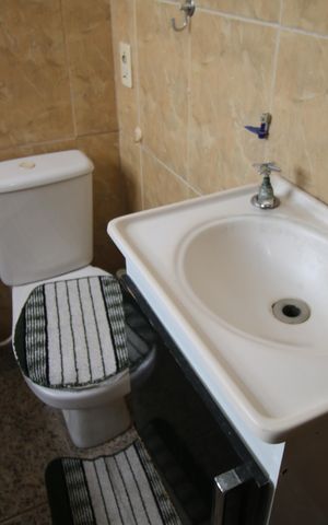 Apartamento à venda com 80m², 2 quartos e sem vagaBanheiro