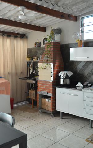 Casa à venda com 290m², 3 quartos e 3 vagasÁrea de Serviço