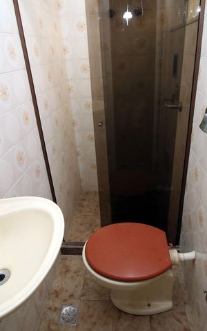 Apartamento à venda com 74m², 3 quartos e 1 vagaBanheiro da Suíte