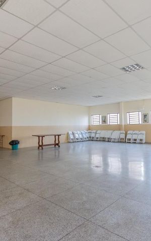 Apartamento à venda com 82m², 3 quartos e 1 vaga Apartamento à venda com 82m², 3 quartos e 1 vagaÁrea comum - Salão de festas