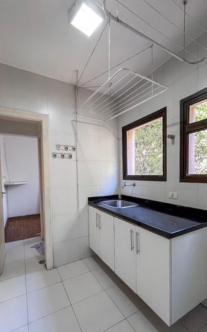 Apartamento à venda com 136m², 3 quartos e 3 vagas Apartamento à venda com 136m², 3 quartos e 3 vagasÁrea de Serviço