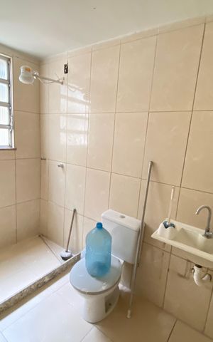 Casa à venda com 300m², 2 quartos e 1 vaga