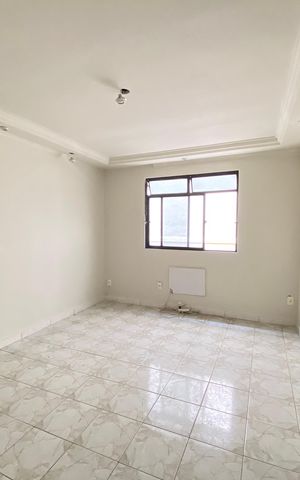 Casa à venda com 300m², 2 quartos e 1 vaga