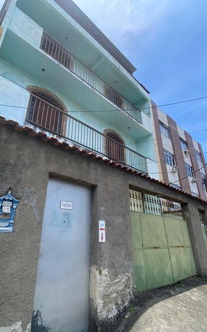 Casa à venda com 300m², 2 quartos e 1 vaga