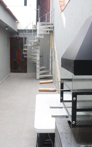 Casa à venda com 275m², 3 quartos e 2 vagasQuintal