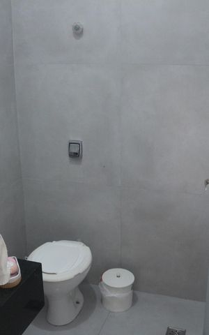 Casa à venda com 275m², 3 quartos e 2 vagasLavabo