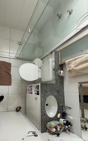 Apartamento à venda com 56m², 2 quartos e 1 vagaBanheiro da Suíte 