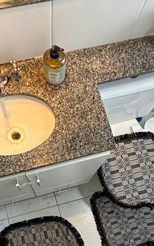 Apartamento à venda com 56m², 2 quartos e 1 vagaBanheiro Social 