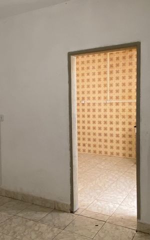 Casa para alugar com 50m², 2 quartos e sem vaga Casa para alugar com 50m², 2 quartos e sem vagaSala