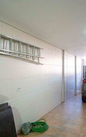 Casa à venda com 200m², 3 quartos e 4 vagasSalâo