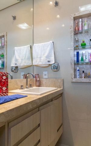 Casa à venda com 170m², 3 quartos e 3 vagasBanheiro 1