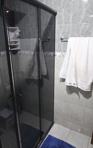 Casa à venda com 400m², 5 quartos e 3 vagasBanheiro 1