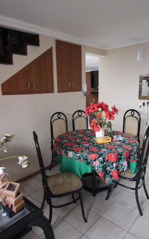 Casa à venda com 400m², 5 quartos e 3 vagasCopa