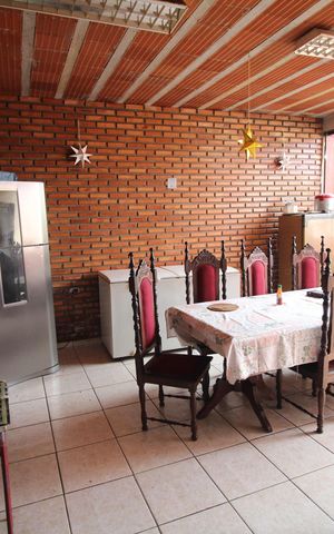 Casa à venda com 400m², 5 quartos e 3 vagasCozinha