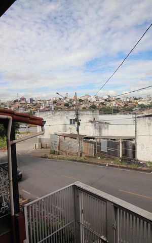 Casa à venda com 400m², 5 quartos e 3 vagasVaranda Quarto 3