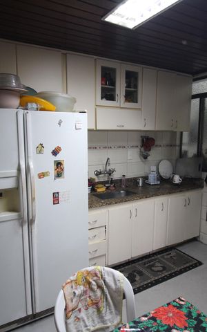 Casa à venda com 400m², 5 quartos e 3 vagasCozinha