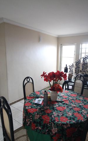 Casa à venda com 400m², 5 quartos e 3 vagasCopa