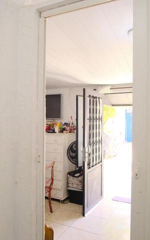 Casa à venda com 450m², 7 quartos e 6 vagasBanheiro da Suíte de Hospedes