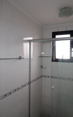 Apartamento para alugar com 112m², 2 quartos e 2 vagasQuarto 1 - Banheiro