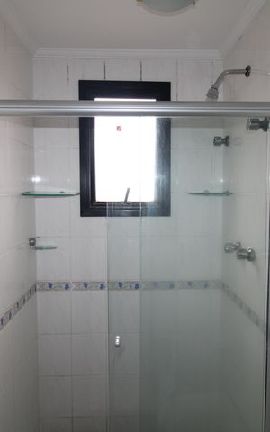 Apartamento para alugar com 112m², 2 quartos e 2 vagasQuarto 1 - Banheiro