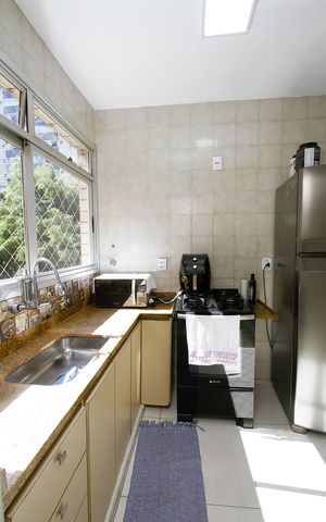 Apartamento para alugar com 98m², 2 quartos e 2 vagasCozinha