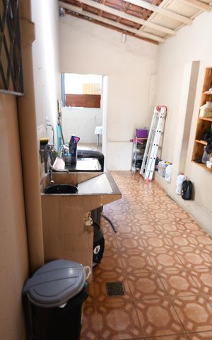 Casa à venda com 252m², 2 quartos e 2 vagasÁrea de Serviço