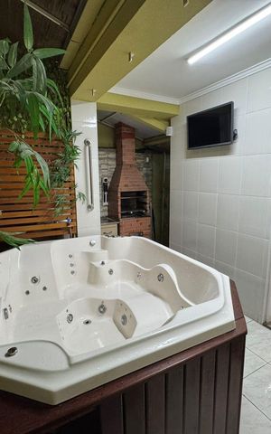 Casa à venda com 92m², 3 quartos e 2 vagas